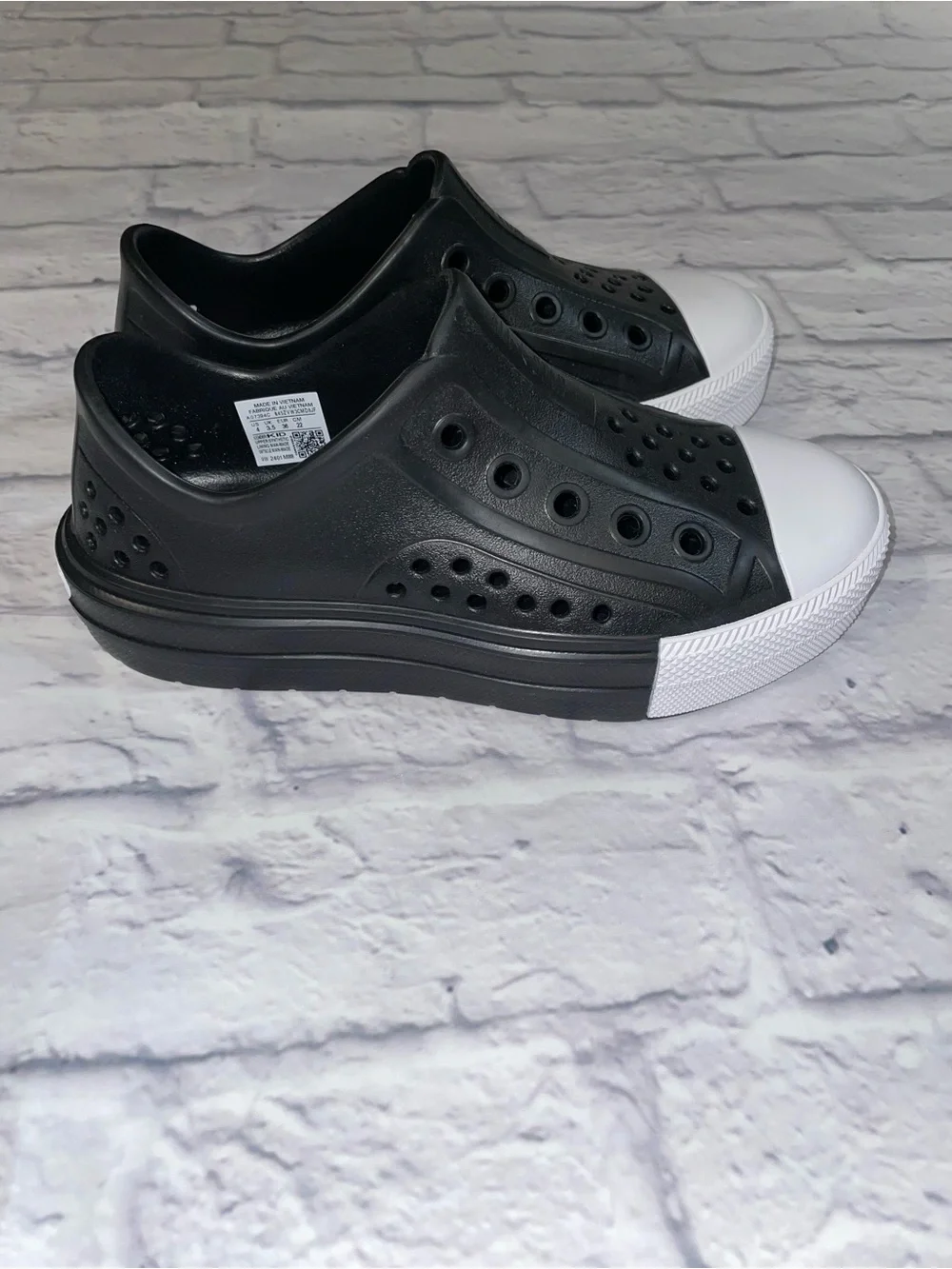 Converse Chuck Taylor All Star Play Lite CX. Black/White Size 4